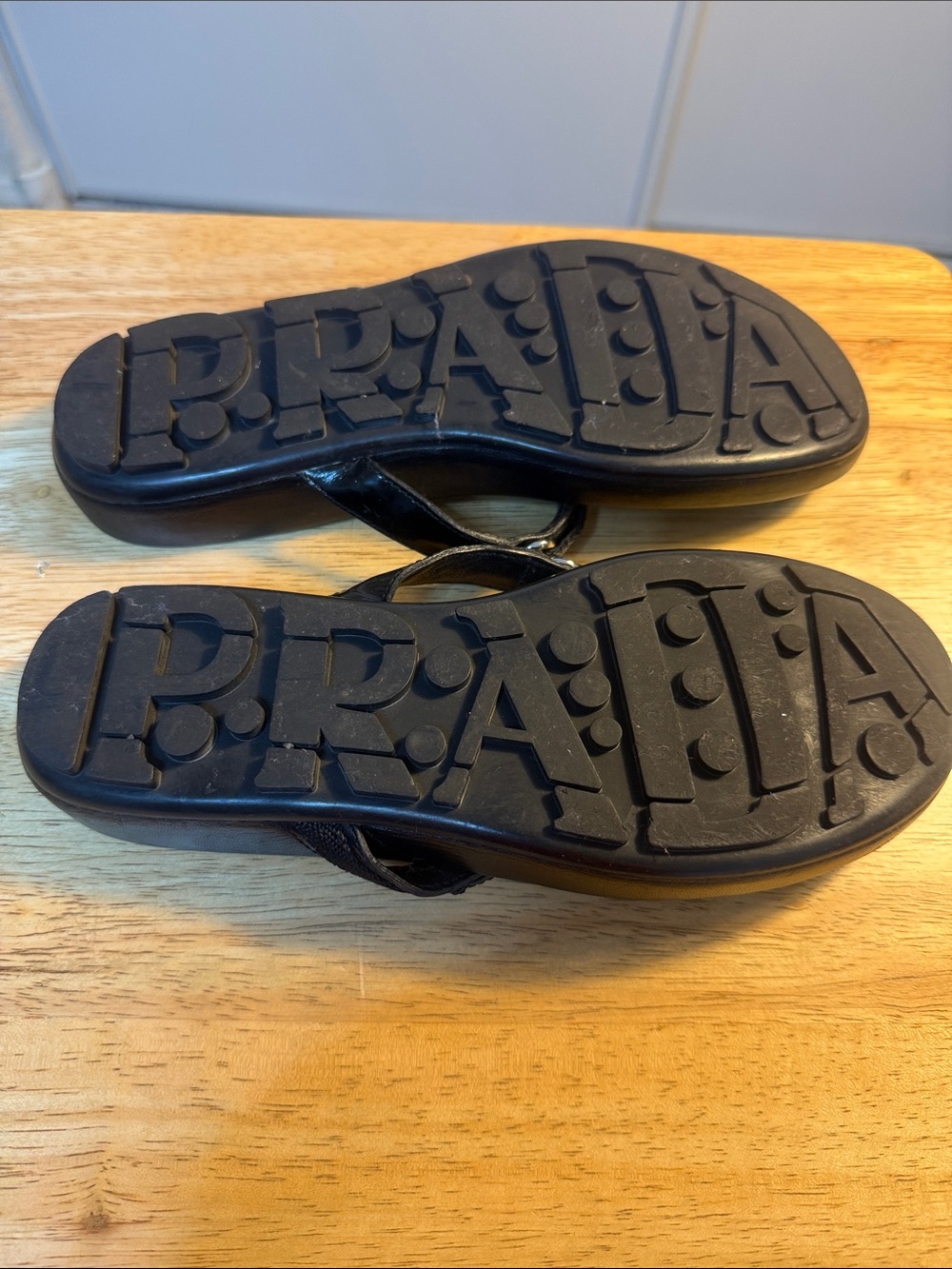 Prada Black Leather Thong Sandals with Red Logo Inset - Picture 6 of 6